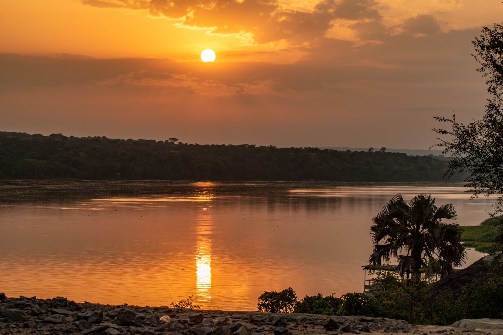 sunrise at the nile in Murchison Falls