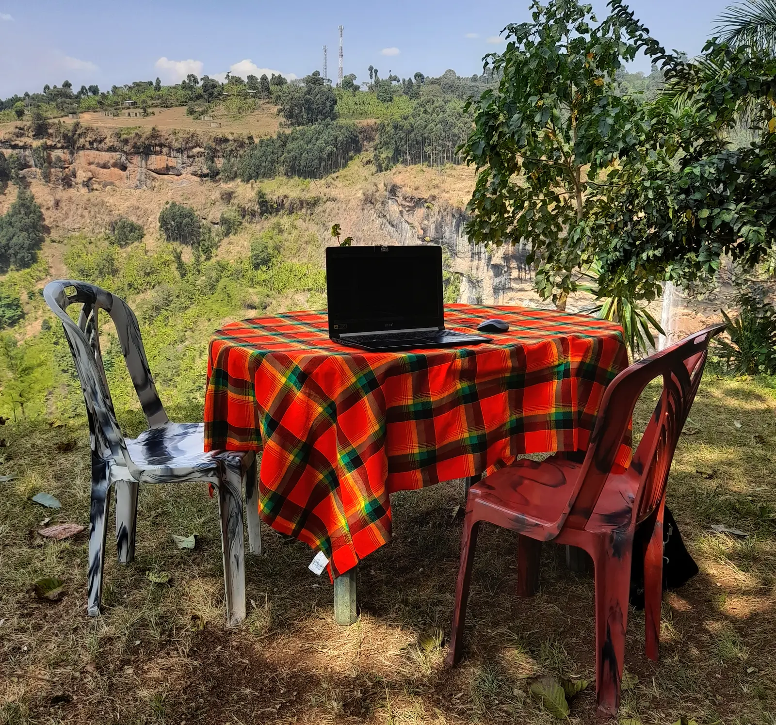 So arbeiten Digitale Nomaden unterwegs in Uganda